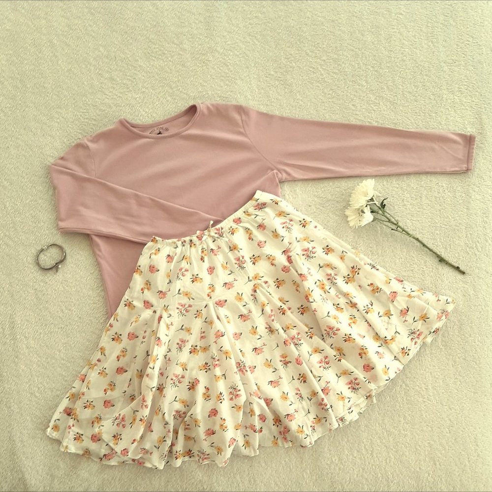 Faded Glory Floral Flouncy White, Pink Skirt